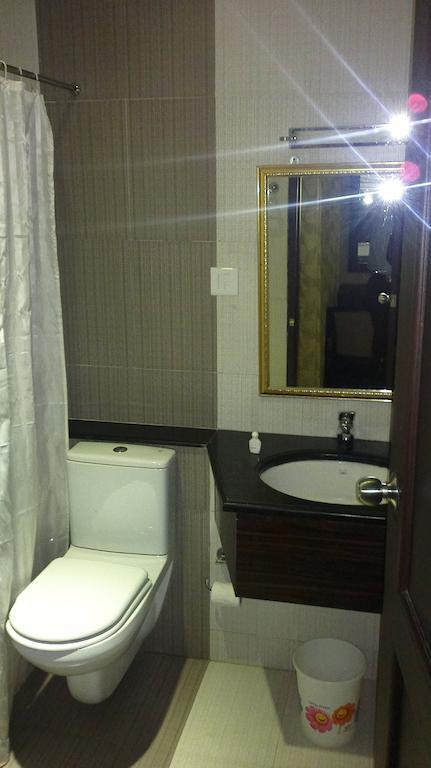 Hotel Sea Palace Kollam Eksteriør billede